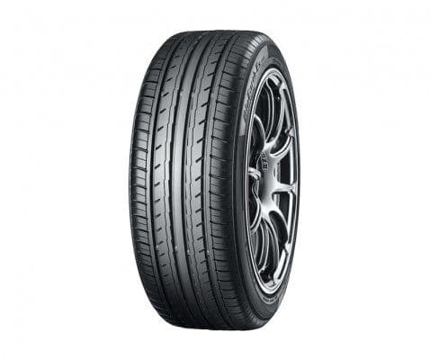 Tyre YOKOHAMA BLUEARTH ES32